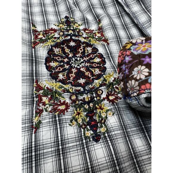 3J Workshop Johnny Was Embroidered Plaid Shirt Boho Artisan SZ M - Picture 3 of 12